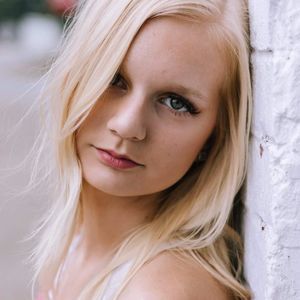 Meet your Posher, Victoria